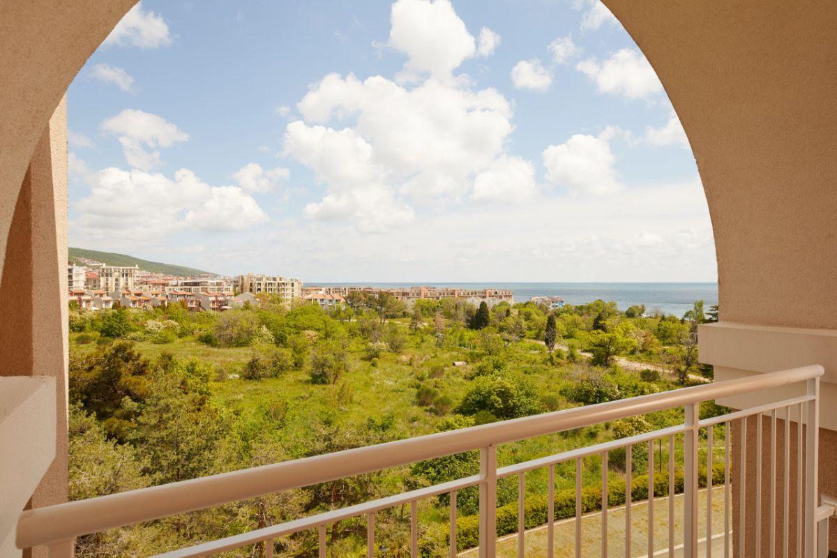 CAMERĂ DUBLĂ CU VEDERE LA PARC  Dreams Sunny Beach Resort & Spa  CAMERĂ DUBLĂ CU VEDERE LA PARC  Dreams Sunny Beach Resort & Spa