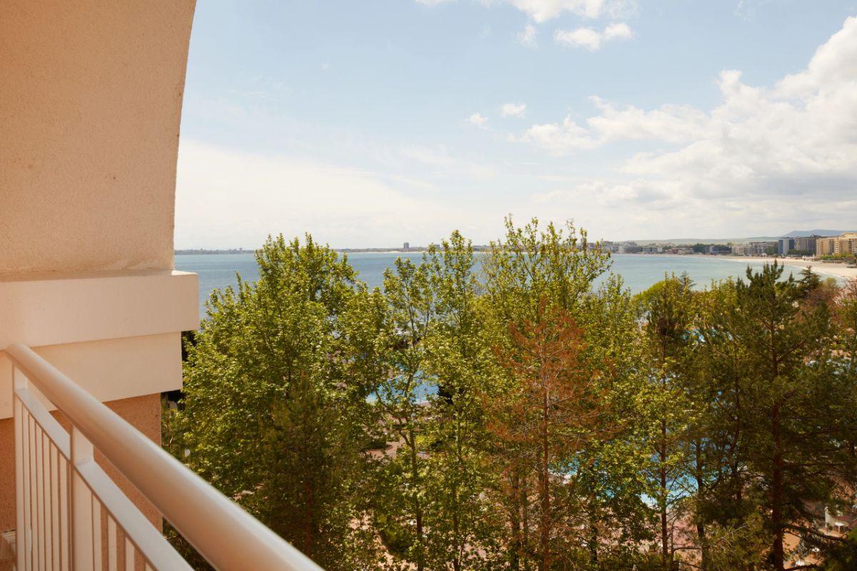 CAMERĂ DUBLĂ DELUXE CU VEDERE FRONTALĂ LA MARE  Dreams Sunny Beach Resort & Spa  CAMERĂ DUBLĂ DELUXE CU VEDERE FRONTALĂ LA MARE  Dreams Sunny Beach Resort & Spa