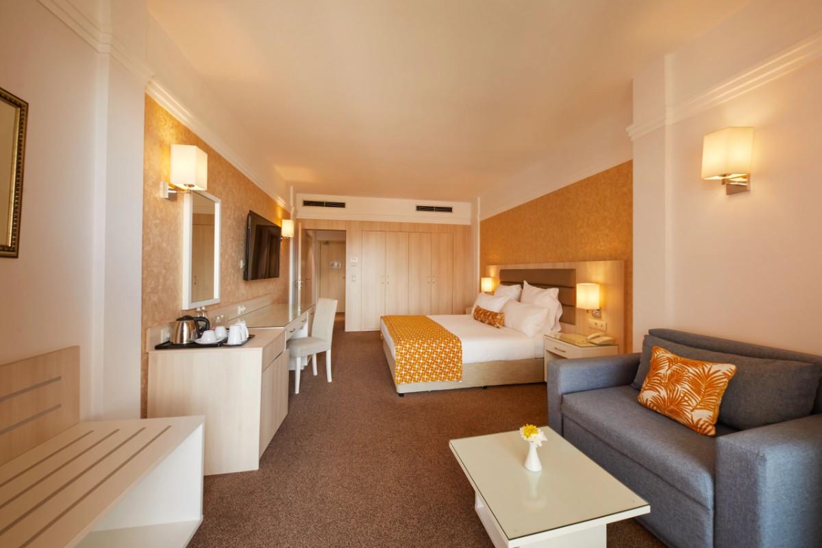 CAMERĂ DUBLĂ DELUXE CU VEDERE FRONTALĂ LA MARE  Dreams Sunny Beach Resort & Spa  CAMERĂ DUBLĂ DELUXE CU VEDERE FRONTALĂ LA MARE  Dreams Sunny Beach Resort & Spa