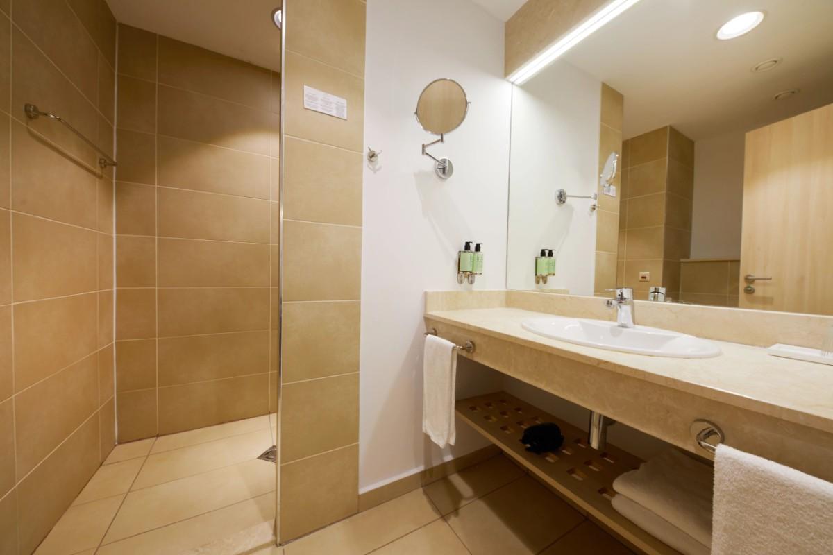 CAMERĂ DUBLĂ DELUXE CU VEDERE FRONTALĂ LA MARE  Dreams Sunny Beach Resort & Spa  CAMERĂ DUBLĂ DELUXE CU VEDERE FRONTALĂ LA MARE  Dreams Sunny Beach Resort & Spa