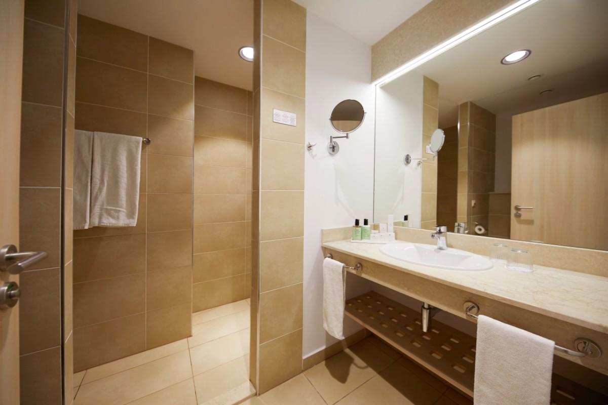 SUITE PREFERRED CLUB CU VEDERE LA PARC  Dreams Sunny Beach Resort & Spa  SUITE PREFERRED CLUB CU VEDERE LA PARC  Dreams Sunny Beach Resort & Spa