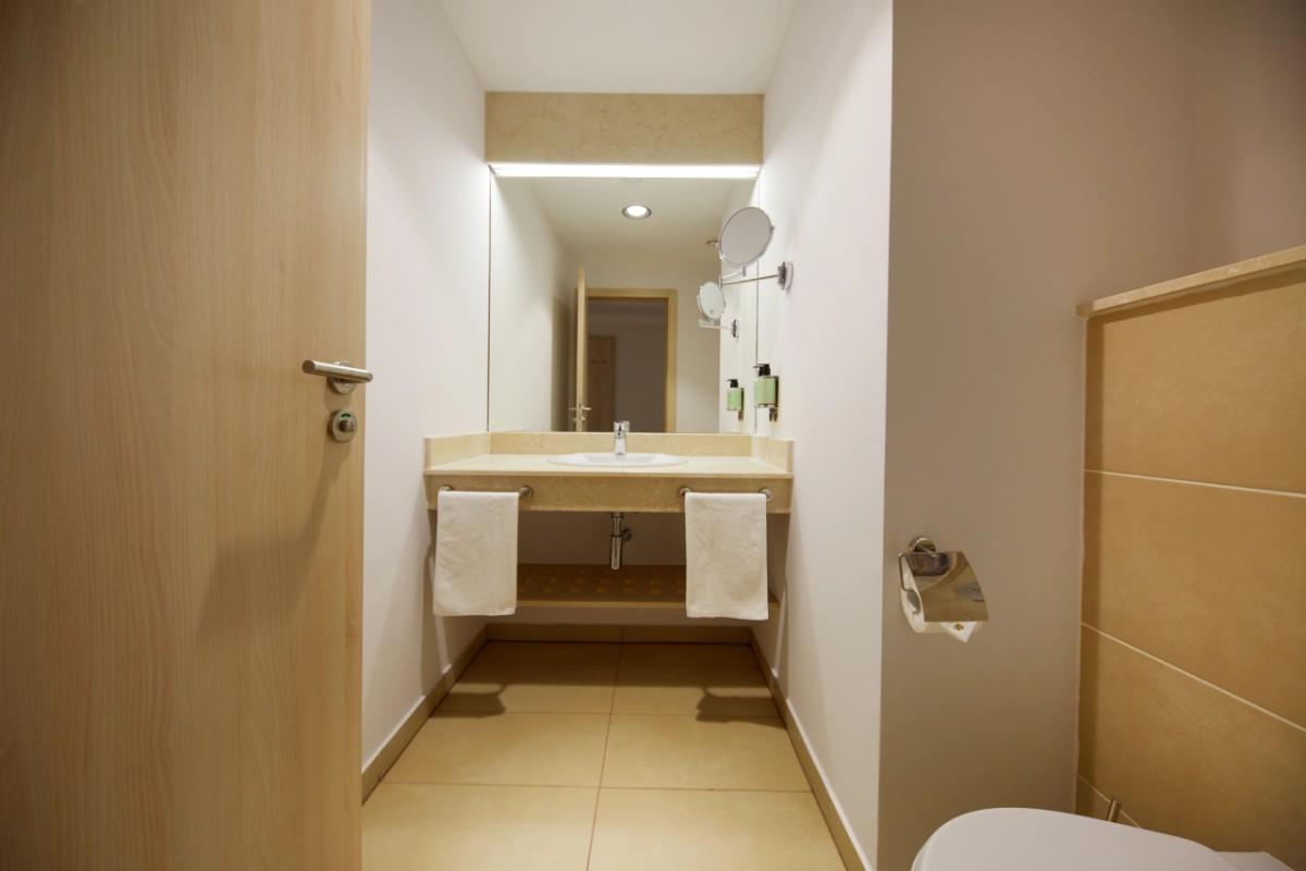 CAMERĂ DUBLĂ DELUXE CU VEDERE LA MARE  Dreams Sunny Beach Resort & Spa  CAMERĂ DUBLĂ DELUXE CU VEDERE LA MARE  Dreams Sunny Beach Resort & Spa