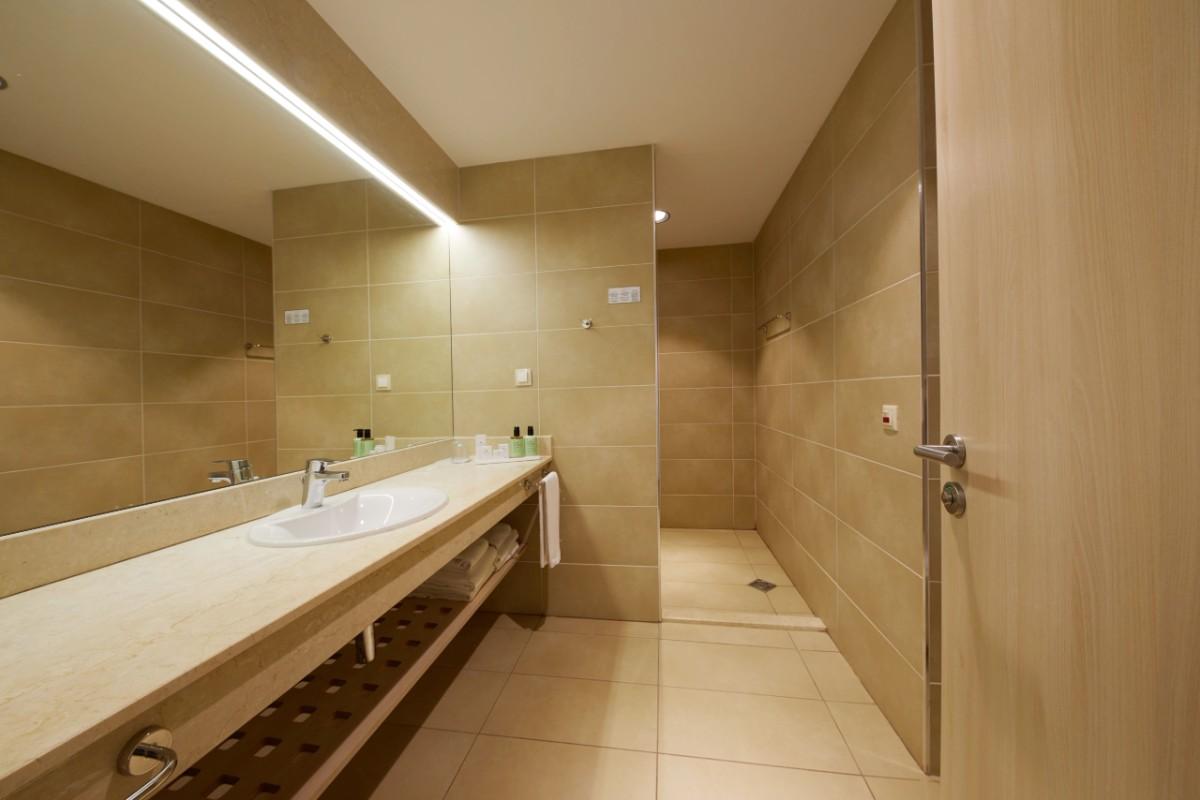 None  Dreams Sunny Beach Resort & Spa 